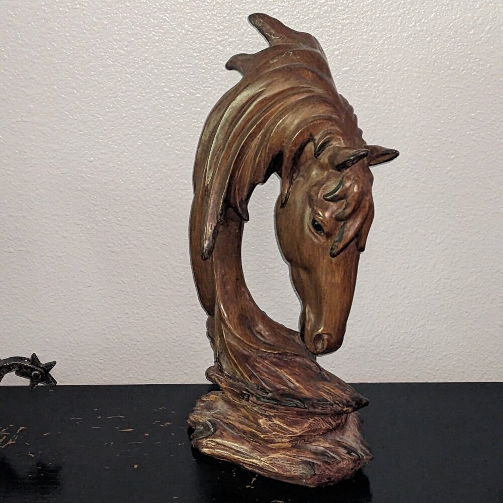 Exquisite SCULPTED BAY BROWN HORSE RESIN HEAD WESTERN FIGURINE